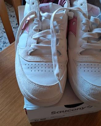 Saucony jazz nuove n.44