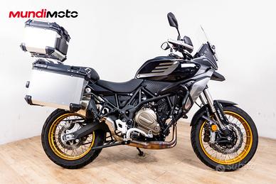 QJMOTOR SRT 700 - 2025