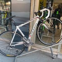 Bici da corsa colnago