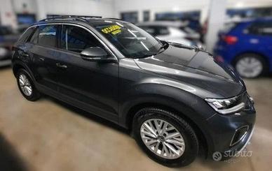 VOLKSWAGEN T-Roc 1.0 TSI Life