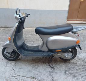 Piaggio Vespa 50 ET2