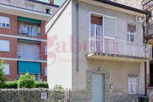 Casa Indipendente Mariano Comense [119VRG]