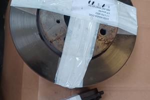 kit dischi anteriori e pastiglie honda Civic 1.7 C