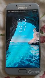 Samsung a5 da 3 gb  ram. 32gb di memoria 