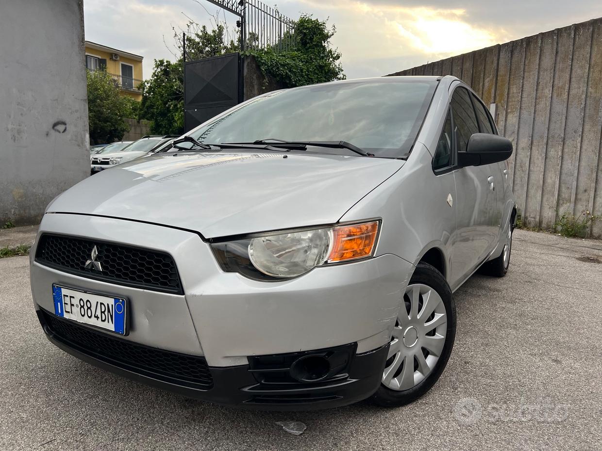 MITSUBISHI Colt 6ª serie
