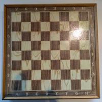 Scacchiera in legno e Scacchiera in plastica