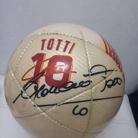 Pallone as roma Francesco Totti autografato