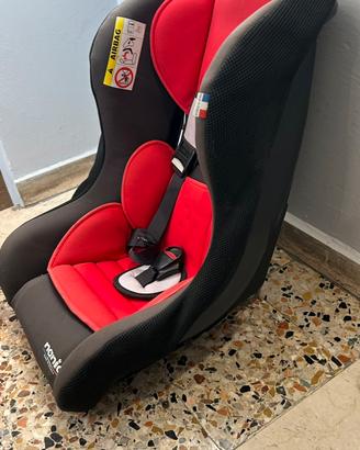 Seggiolino auto
