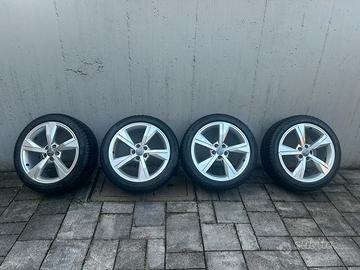 Kit cerchi e gomme invernali originale Audi 17’”