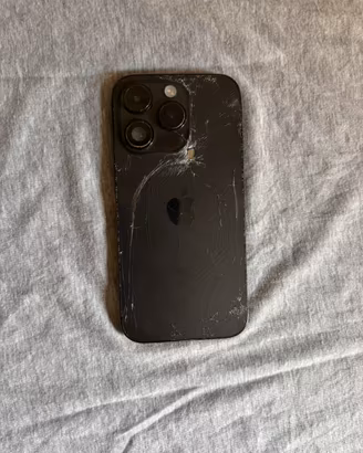 Iphone 14 pro rotto