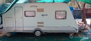 Roulotte Caravelair 486