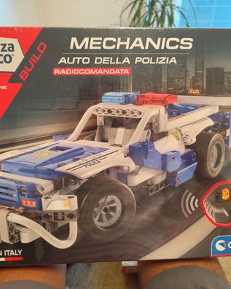 Macchina della polizia radiocomandata