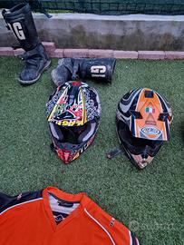 Abbigliamento e caschi da Motocross Ufo