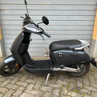 Scooter Elettrico Super Soco CUX