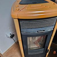 stufa a pellet aria 11 kw ecoteck Elena plus