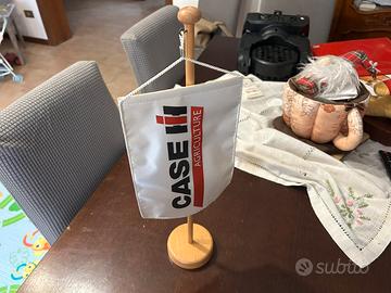 Gagliardetto Case IH in legno