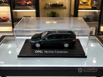 Modellino Opel Vectra Caravan originale GM – 1:43