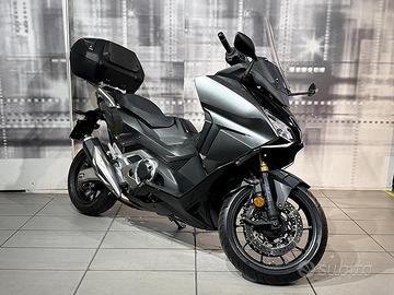 Honda Forza 750 DCT