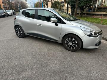 Renault Clio 1.5 dCi 90CV- Ok neopatentati
