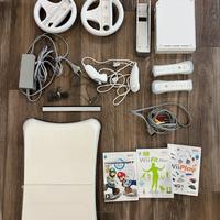 NINTENDO WII + KIT ACCESSORI E BALANCE BOARD