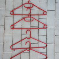 Grucce rosse in plastica 