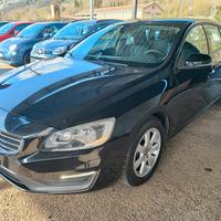 Volvo V60 D2 1.6 Momentum