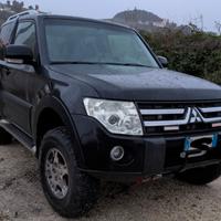 Mitsubishi Pajero v80
