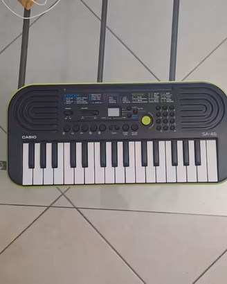 pianola casio SA-46 