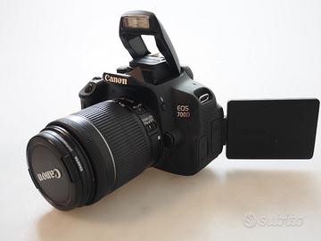 CANON EOS 700D+18-55 STABILIZZATO