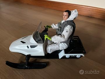 Motoslitta con personaggio