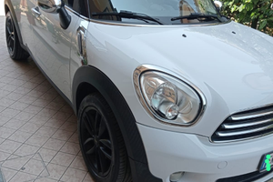 Auto Mini Countryman