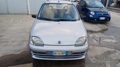 Fiat 600 1.1 Active