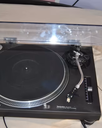 Giradischi Technics Quartz SL - 1210 MK2