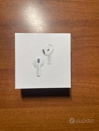 AirPods 4 con cancellazione attiva del rumore