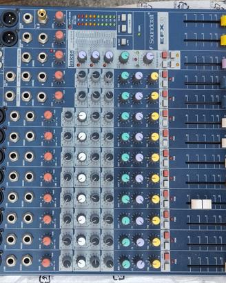 Mixer Soundcraft EFX8