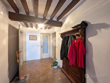 CASA SEMINDIPENDENTE A GATTATICO