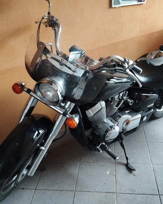 moto Honda Shadow 750