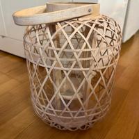 Lanterna in legno naturale con porta candele vetro