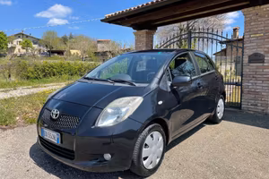 Toyota Yaris 1.3 5 porte Sol