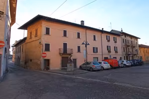 Immobile di 95 m² a Invorio