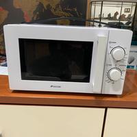 Forno a Microonde Sekom