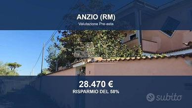 Immobile in asta di 540 m² a Anzio