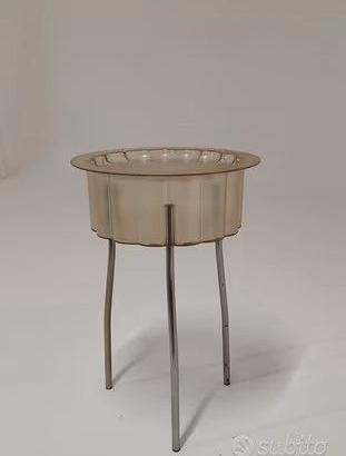 Tavolino con contenitore IKEA HATTEN