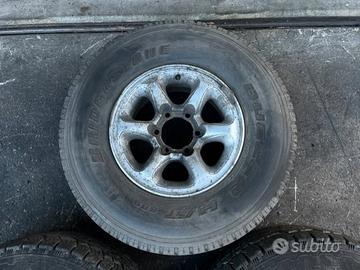 Cerchio con gomma 15 pollici Mitsubishi L200 1999