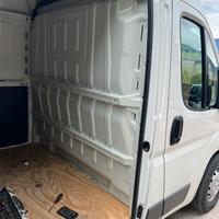 Citroēn Jmper , Fiat Ducato , Opel Movano