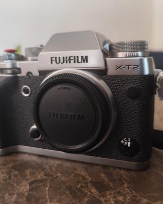 Fuji X-T2 Graphite Silver Edition + Ottiche Fuji