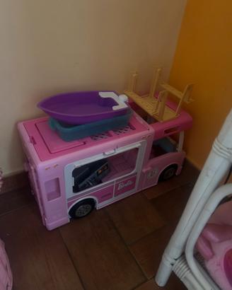 Casa e camper di barbie