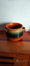 Pentola in terracotta lavorazione artigianale 