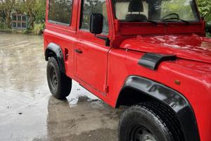 Land rover defender tdi 200