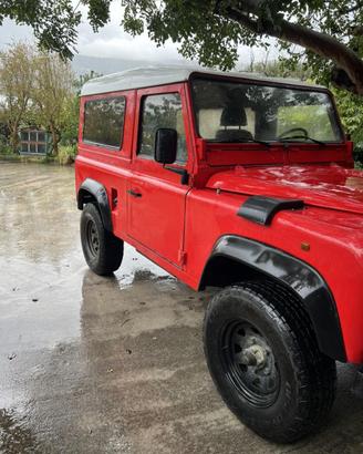 Land rover defender tdi 200